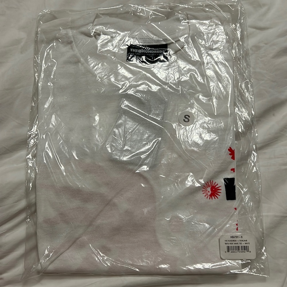The Hundreds x Howlin’ Ray’s T-Shirt.